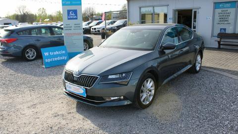 Škoda Superb III  (150KM) - 68 617  PLN, 2018 - Warszawa - wyprzedaż | Autoria.pl