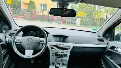 Opel Astra H  (116KM) - 13 900  PLN, 2009 - Dolna Grupa - wyprzedaż | Autoria.pl