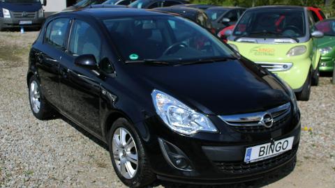 Opel Corsa D  (86KM) - 21 500  PLN, 2011 - Harklowa - wyprzedaż | Autoria.pl