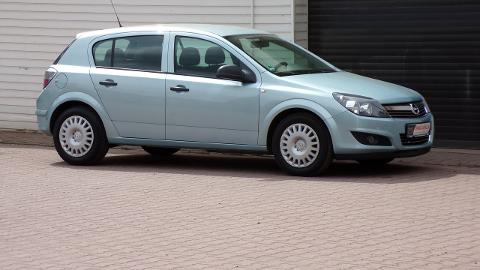 Opel Astra H  (115KM) - 14 990  PLN, 2009 - MIKOŁÓW - wyprzedaż | Autoria.pl