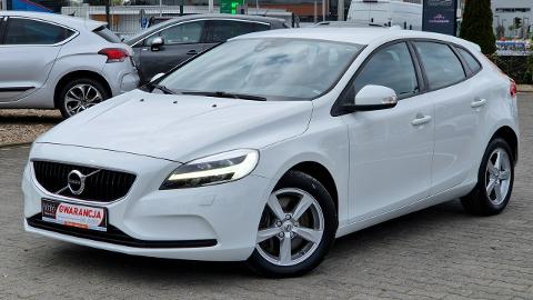 Volvo V40 II  (120KM) - 52 900  PLN, 2017 - Suchy Las - wyprzedaż | Autoria.pl