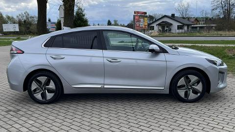 Hyundai IONIQ (105KM) - 81 900  PLN, 2021 - Zduńska Wola - wyprzedaż | Autoria.pl