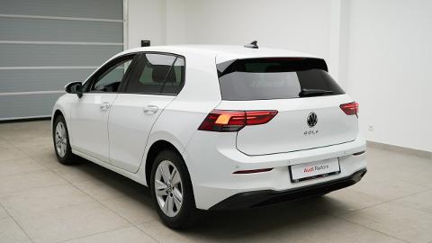 Volkswagen Golf VIII  (150KM) -  137 980  PLN, 2023 - Kielce - wyprzedaż | Autoria.pl