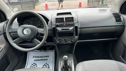 Volkswagen Polo IV  (75KM) - 5 800  PLN, 2003 - SADE BUDY - wyprzedaż | Autoria.pl