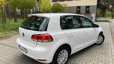 Volkswagen Golf VI  (102KM) - 27 900  PLN, 2010 - CHECHŁO - wyprzedaż | Autoria.pl
