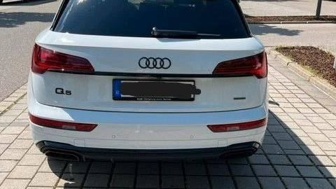 Audi Q5 FY  (204KM) -  236 577  PLN, 2022 - Gliwice - wyprzedaż | Autoria.pl