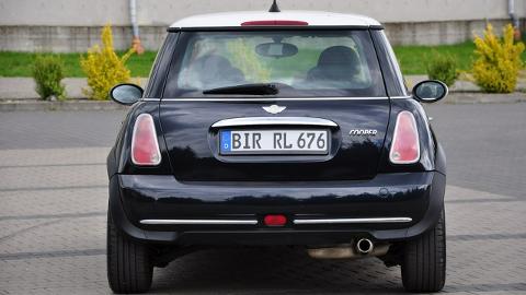 Mini Cooper I  (116KM) - 10 900  PLN, 2004 - Ostrów Mazowiecka - wyprzedaż | Autoria.pl