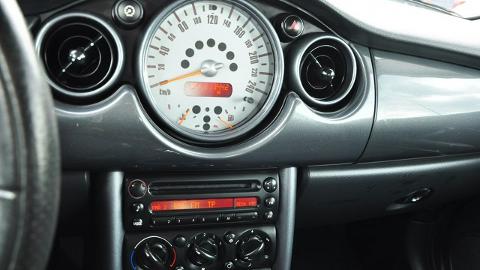 Mini Cooper I  (116KM) - 10 900  PLN, 2004 - Ostrów Mazowiecka - wyprzedaż | Autoria.pl