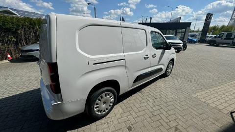 Opel Combo (102KM) -  122 900  PLN, 2024 - Konopnica - wyprzedaż | Autoria.pl