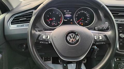Volkswagen Tiguan II  (150KM) - 75 800  PLN, 2017 - Bydgoszcz - wyprzedaż | Autoria.pl