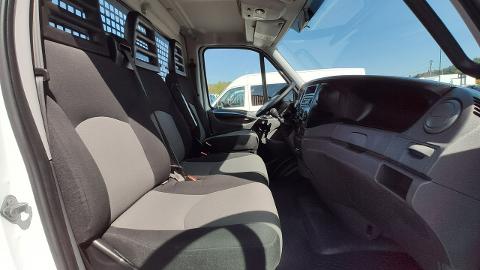 Iveco Daily 65C18 V H (170KM) -  105 000  PLN, 2014 - Widełki - wyprzedaż | Autoria.pl