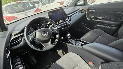 Toyota C-HR (98KM) - 49 900  PLN, 2018 - PLESZEW - wyprzedaż | Autoria.pl