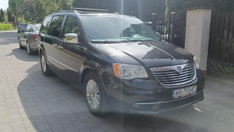 Lancia Voyager III  (283KM) - 63 500  PLN, 2014 - Warszawa - wyprzedaż | Autoria.pl