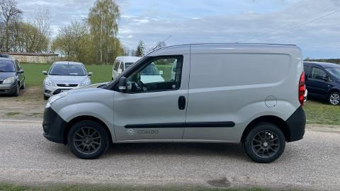 Opel Combo (120KM) - 41 800  PLN, 2016 - Gąsocin - wyprzedaż | Autoria.pl