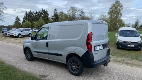 Opel Combo (120KM) - 41 800  PLN, 2016 - Gąsocin - wyprzedaż | Autoria.pl