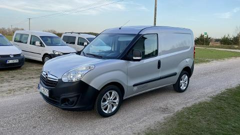 Opel Combo (120KM) - 41 900  PLN, 2016 - Gąsocin - wyprzedaż | Autoria.pl