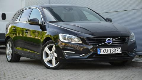 Volvo V60 I  (215KM) - 51 900  PLN, 2013 - Kutno - wyprzedaż | Autoria.pl