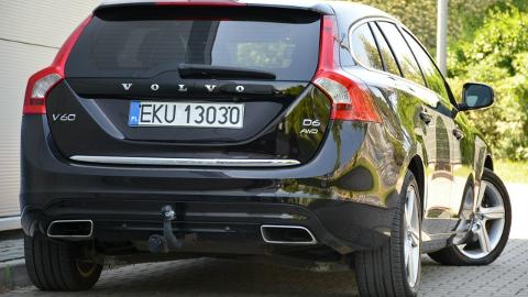 Volvo V60 I  (215KM) - 51 900  PLN, 2013 - Kutno - wyprzedaż | Autoria.pl