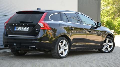 Volvo V60 I  (215KM) - 51 900  PLN, 2013 - Kutno - wyprzedaż | Autoria.pl