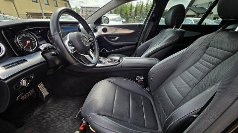 Mercedes-Benz Klasa E W213  (194KM) -  139 999  PLN, 2018 - Warszawa - wyprzedaż | Autoria.pl