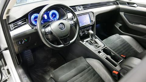 Volkswagen Passat B8  (150KM) - 45 900  PLN, 2014 - Długołęka - wyprzedaż | Autoria.pl