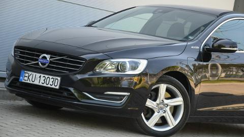 Volvo V60 I  (215KM) - 51 900  PLN, 2013 - Kutno - wyprzedaż | Autoria.pl