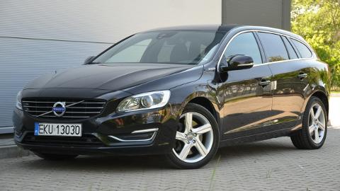 Volvo V60 I  (215KM) - 51 900  PLN, 2013 - Kutno - wyprzedaż | Autoria.pl