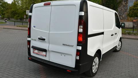 Renault Trafic (121KM) - 59 900  PLN, 2018 - Kampinos - wyprzedaż | Autoria.pl