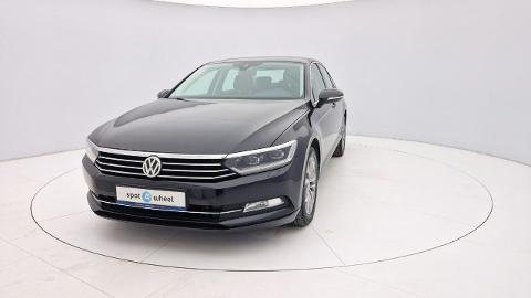 Volkswagen Passat (150KM) - 61 000  PLN, null - Janki - wyprzedaż | Autoria.pl
