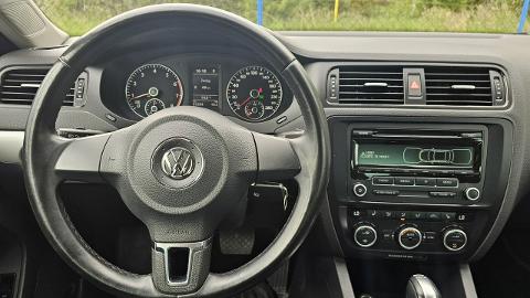 Volkswagen Jetta A6  (122KM) - 44 900  PLN, 2014 - Nowy Sącz - wyprzedaż | Autoria.pl