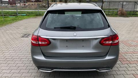 Mercedes-Benz Klasa C W205  (136KM) - 46 900  PLN, 2016 - Ostrowiec - wyprzedaż | Autoria.pl