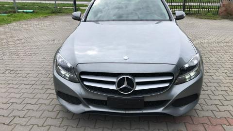 Mercedes-Benz Klasa C W205  (136KM) - 46 900  PLN, 2016 - Ostrowiec - wyprzedaż | Autoria.pl