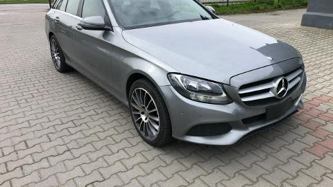 Mercedes-Benz Klasa C W205  (136KM) - 46 900  PLN, 2016 - Ostrowiec - wyprzedaż | Autoria.pl