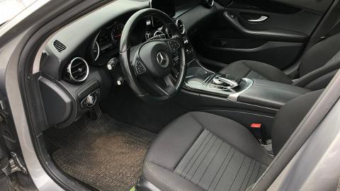 Mercedes-Benz Klasa C W205  (136KM) - 46 900  PLN, 2016 - Ostrowiec - wyprzedaż | Autoria.pl