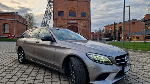 Mercedes-Benz Klasa C W205  (194KM) -  119 900  PLN, 2019 - Rybnik - wyprzedaż | Autoria.pl