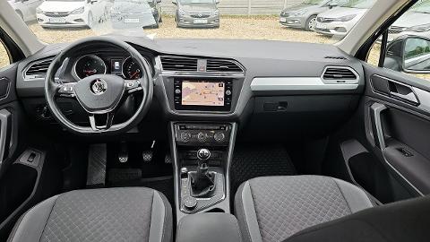 Volkswagen Tiguan II  (150KM) - 81 000  PLN, 2017 - Katowice - wyprzedaż | Autoria.pl
