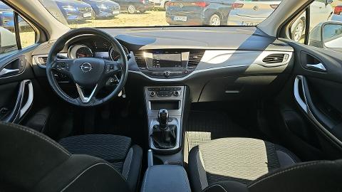 Opel Astra K  (122KM) - 47 300  PLN, 2020 - Katowice - wyprzedaż | Autoria.pl