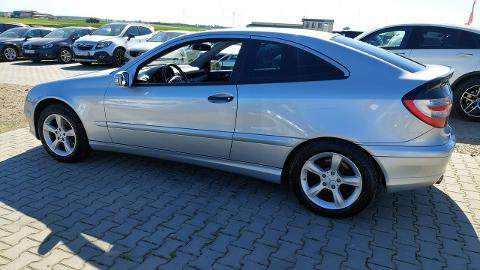 Mercedes-Benz Klasa C W203  (143KM) - 17 700  PLN, 2007 - Gniezno - wyprzedaż | Autoria.pl