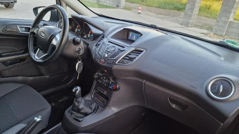Ford Fiesta Mk7  (82KM) - 32 990  PLN, 2017 - Czarnków - wyprzedaż | Autoria.pl
