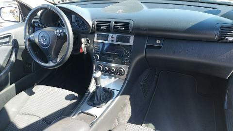 Mercedes-Benz Klasa C W203  (143KM) - 17 700  PLN, 2007 - Gniezno - wyprzedaż | Autoria.pl