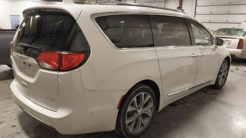 Chrysler Pacifica (287KM) - 58 000  PLN, 2020 - wyprzedaż | Autoria.pl