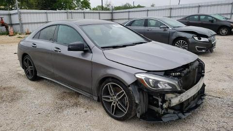 Mercedes-Benz CLA (208KM) - 48 600  PLN, 2018 - wyprzedaż | Autoria.pl