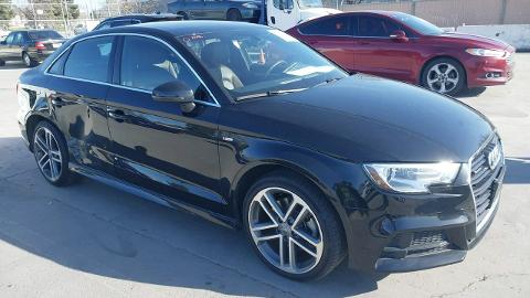 Audi A3 8V  (220KM) - 43 900  PLN, 2018 - wyprzedaż | Autoria.pl