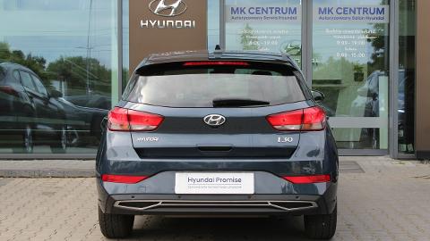 Hyundai i30 III  (110KM) - 71 900  PLN, 2021 - Piotrków Trybunalski - wyprzedaż | Autoria.pl