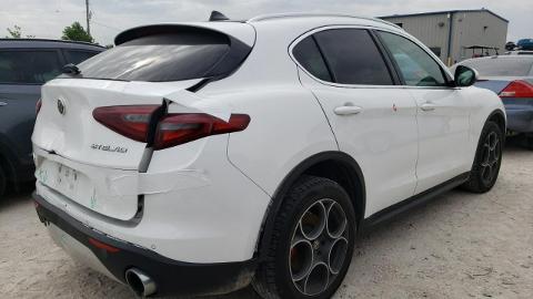 Alfa Romeo Stelvio (280KM) - 43 900  PLN, 2018 - wyprzedaż | Autoria.pl