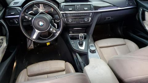 BMW Seria  3 F30/F31  (306KM) - 42 700  PLN, 2015 - wyprzedaż | Autoria.pl