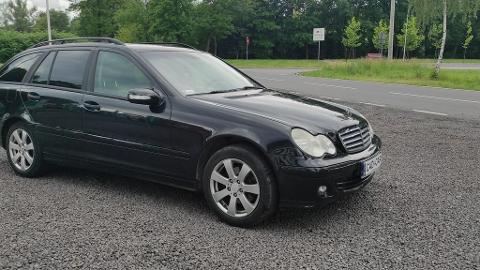 Mercedes-Benz Klasa C W203  (143KM) - 9 900  PLN, 2004 - Goczałkowice-Zdrój - wyprzedaż | Autoria.pl