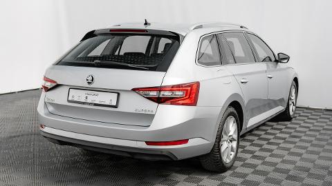 Škoda Superb III  (190KM) - 94 850  PLN, 2019 - Gdańsk - wyprzedaż | Autoria.pl