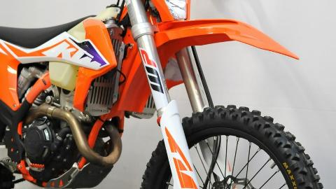 KTM EXC - 38 900  PLN, 2022 - Podkowa Leśna - wyprzedaż | Autoria.pl