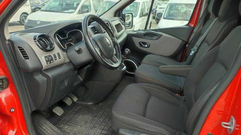 Renault Trafic (121KM) - 49 900  PLN, 2016 - Otwock - wyprzedaż | Autoria.pl